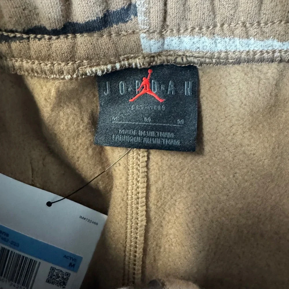 Jordan Essentials Plaid Fleece Pants Brown FV7462-223 Mens Medium NEW
